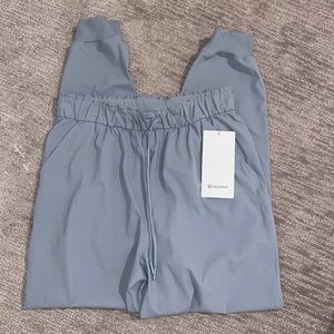 Lululemon Stretch High-Rise Jogger